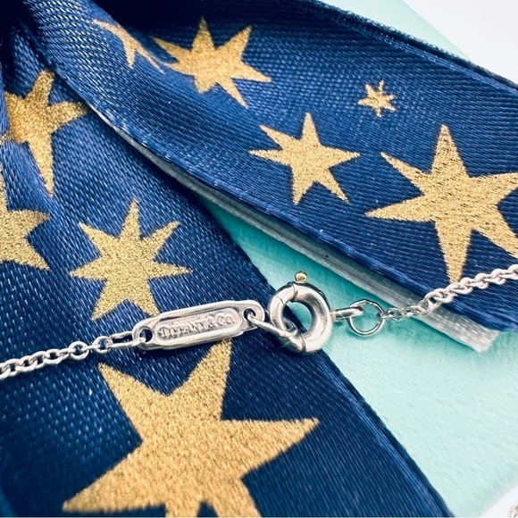 RARE Tiffany & Co. .26 TCW Diamond Open Square Necklace in Platinum w Packaging - Picture 8 of 11